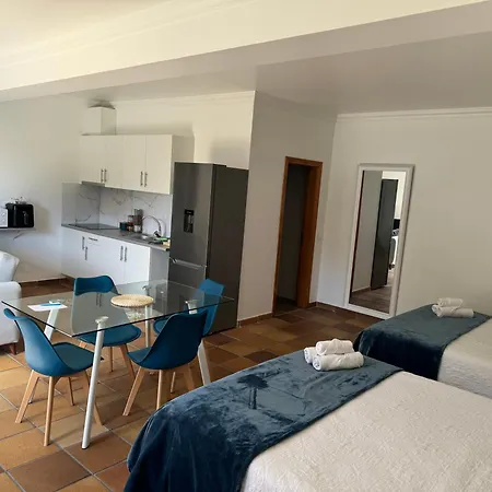 Alforra 2-centro-praias-levadas Vakantiehuis *