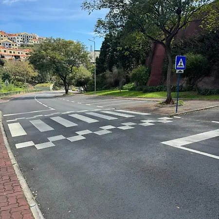 Alforra 2-centro-praias-levadas Vakantiehuis Câmara de Lobos