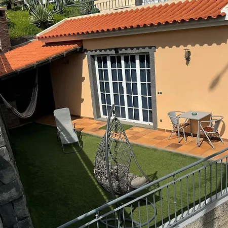 Alforra 2-centro-praias-levadas * Câmara de Lobos