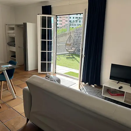 Alforra 2-centro-praias-levadas Casa de Férias *