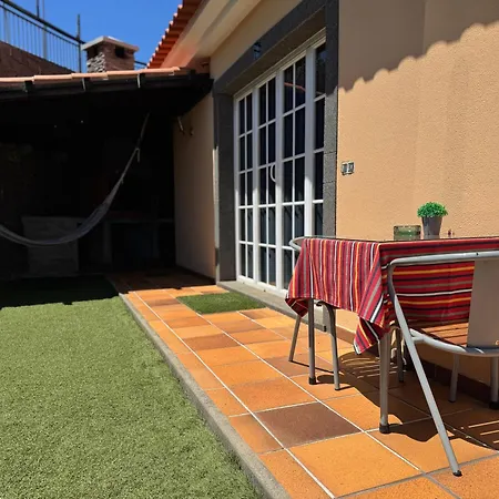 Alforra 2-centro-praias-levadas Tatil Evi *