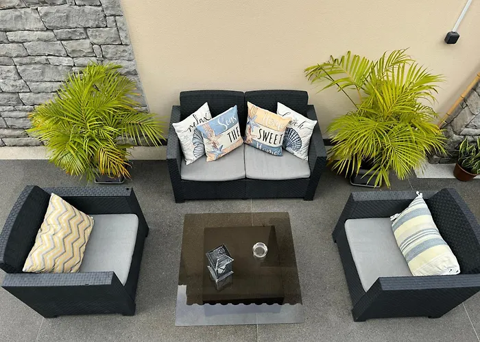 Alforra 2-centro-praias-levadas Holiday home *