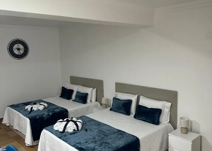 Alforra 2-centro-praias-levadas Camara de Lobos