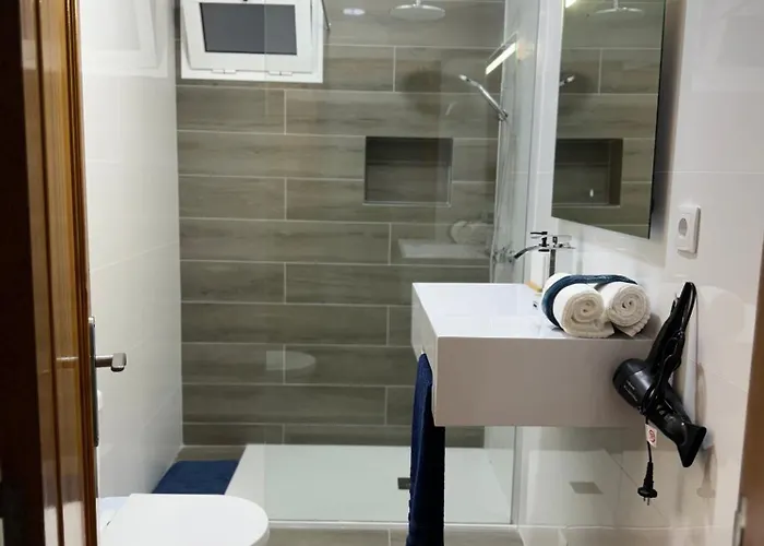 Alforra 2-centro-praias-levadas Holiday home *